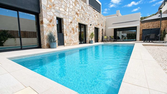 Image No.29-3 Bed Villa for sale