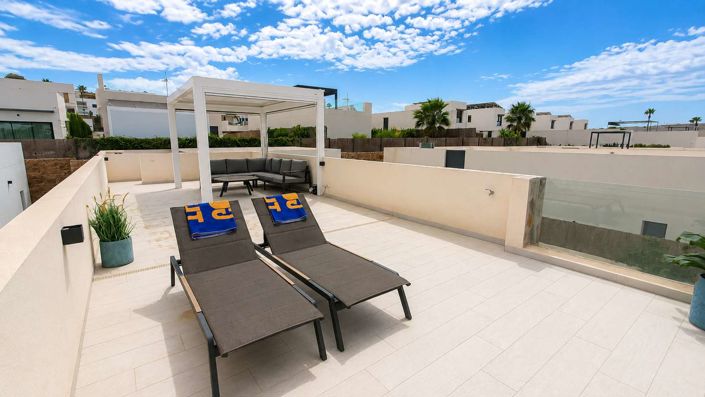 Image No.45-3 Bed Villa for sale