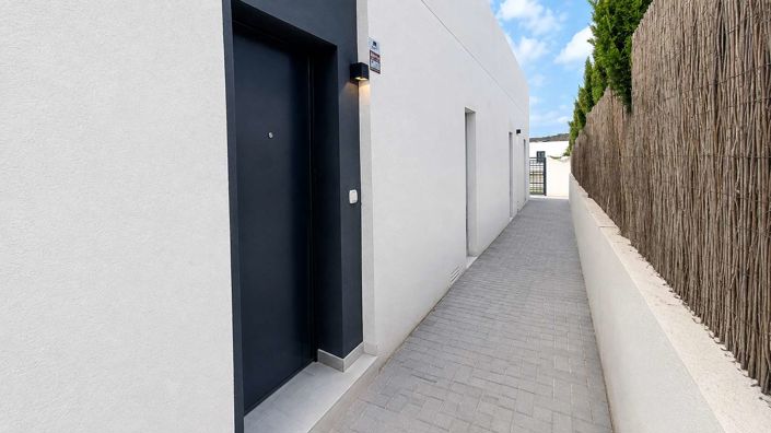 Image No.49-3 Bed Villa for sale