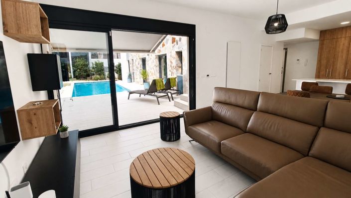 Image No.7-3 Bed Villa for sale
