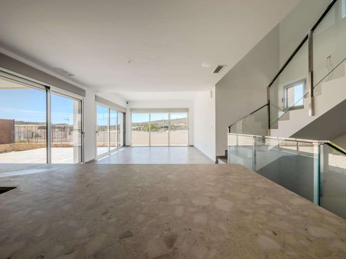 Image No.12-4 Bed Villa for sale