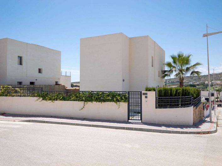 Image No.33-4 Bed Villa for sale