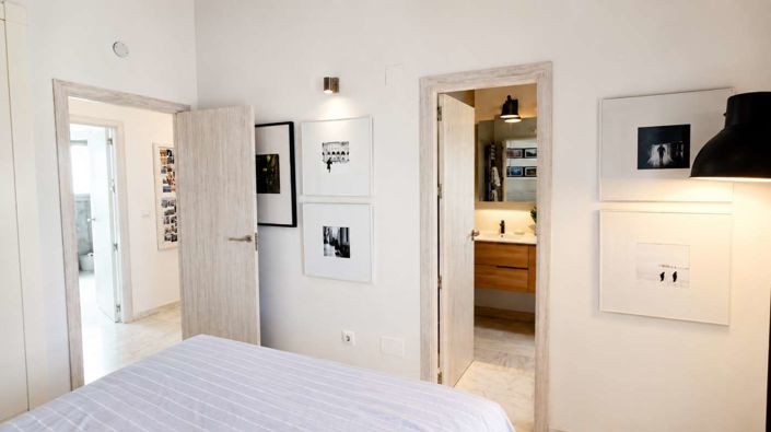 Image No.25-2 Bed Townhouse for sale