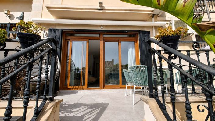 Image No.35-2 Bed Townhouse for sale