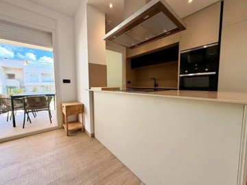 14497stylish2bedroomapartmentprivategardensat