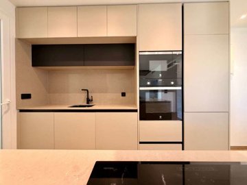 14497stylish2bedroomapartmentprivategardensat