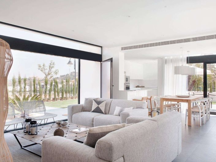Image No.2-3 Bed Villa for sale
