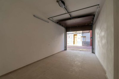 13365modernapartmentswithstunningvineyardview