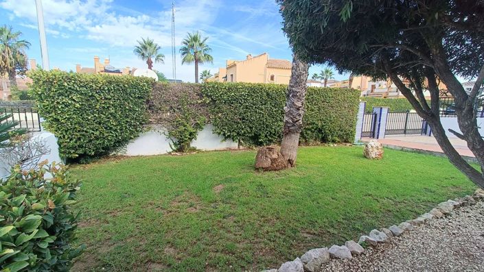 Image No.39-4 Bed Semi-Detached for sale