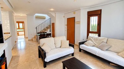 14644rare4bedroomsemidetachedvillawithlargega