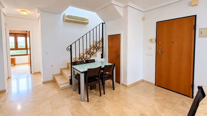 Image No.9-4 Bed Semi-Detached for sale