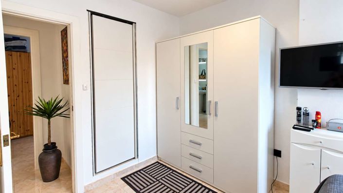 Image No.15-2 Bed Apartment for sale