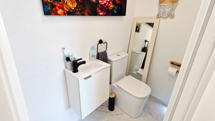 Image No.17-2 Bed Apartment for sale