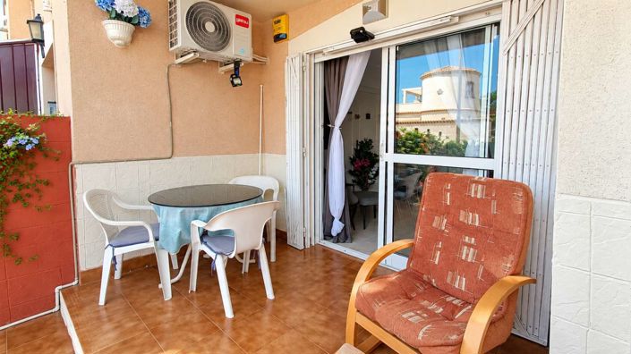 Image No.22-2 Bed Apartment for sale