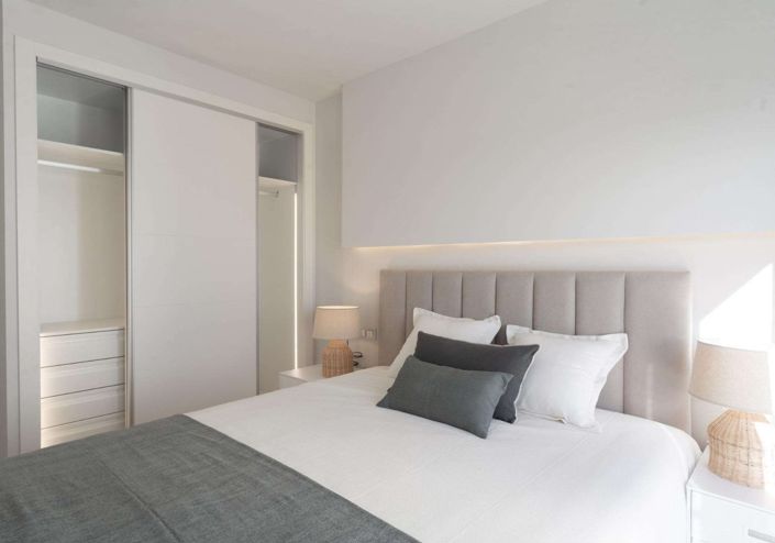 Image No.25-3 Bed Apartment for sale