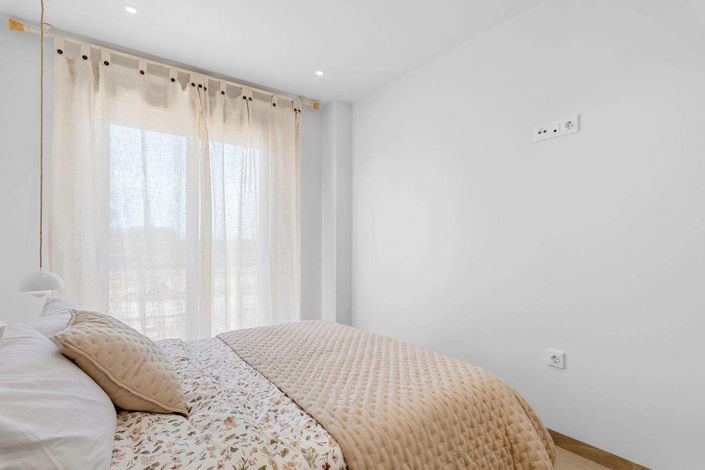 Image No.22-3 Bed Apartment for sale