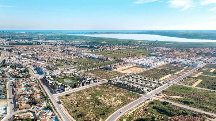 Image No.12-4 Bed Villa for sale