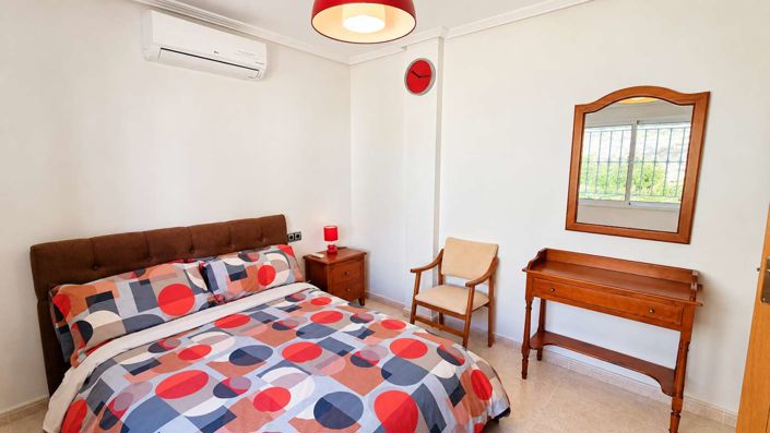 Image No.27-6 Bed Villa for sale