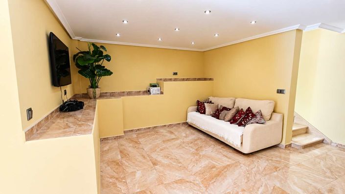 Image No.37-6 Bed Villa for sale