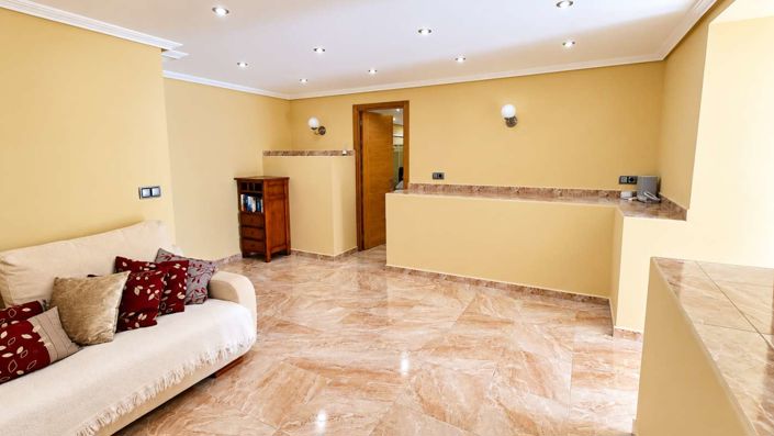 Image No.38-6 Bed Villa for sale