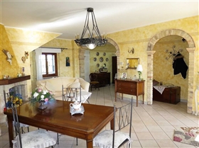 Image No.7-Villa de 4 chambres à vendre à Notaresco