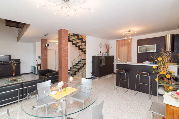 Image No.7-3 Bed Villa for sale