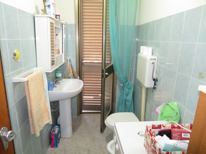 Image No.11-Maison de campagne de 6 chambres à vendre à Cellino Attanasio