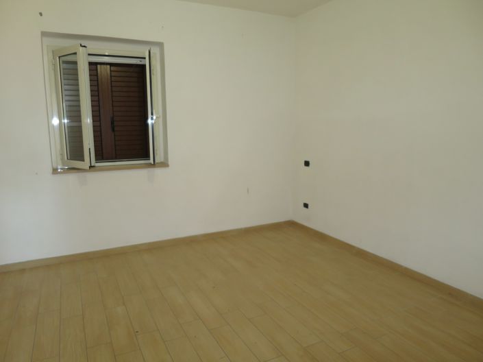 Image No.14-Maison de campagne de 6 chambres à vendre à Cellino Attanasio