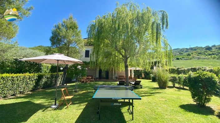 Image No.2-8 Bed Country House for sale