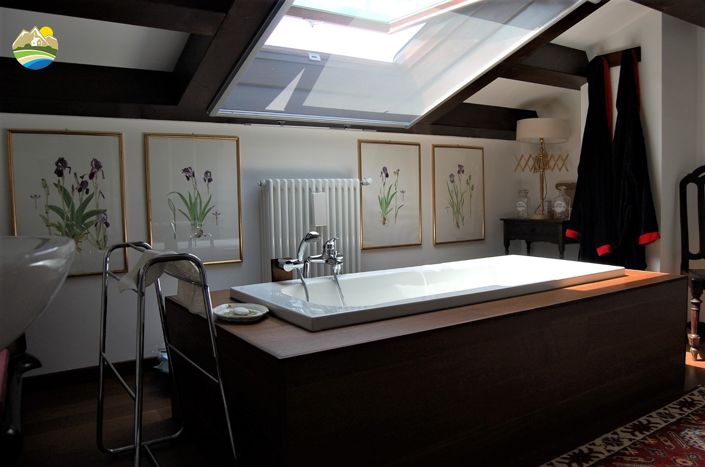 Image No.36-8 Bed Country House for sale