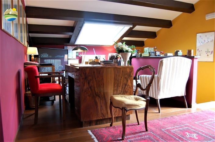 Image No.37-8 Bed Country House for sale