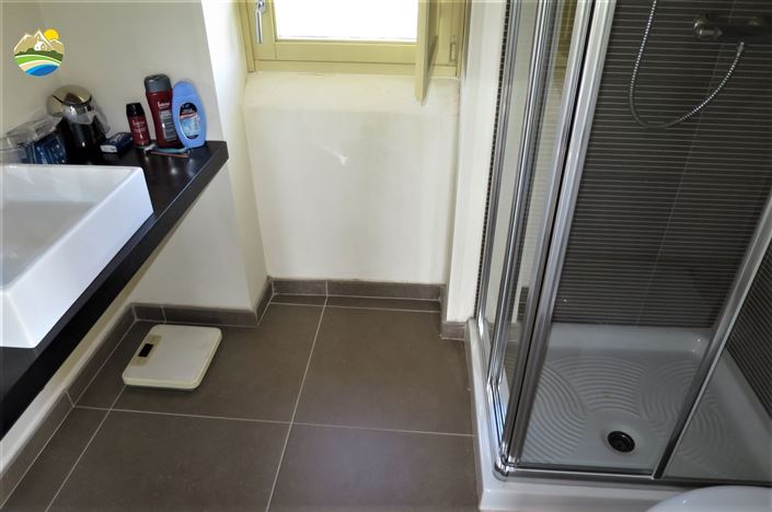 Image No.25-4 Bed Country House for sale