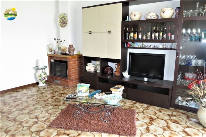 Image No.5-Appartement de 2 chambres à vendre à Castilenti