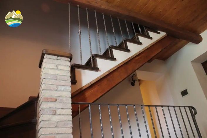 Image No.23-5 Bed Country House for sale