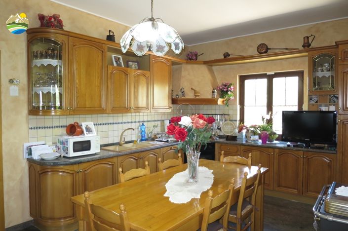 Image No.10-4 Bed Villa for sale