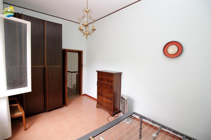 Image No.19-Maison de ville de 6 chambres à vendre à Cellino Attanasio