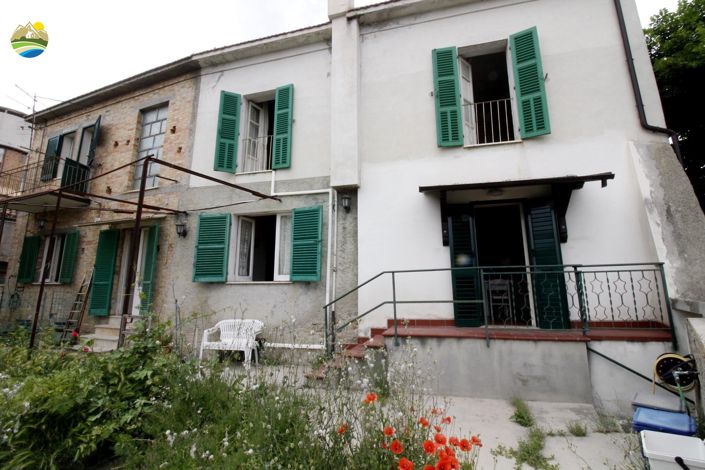 Image No.25-Maison de ville de 6 chambres à vendre à Cellino Attanasio