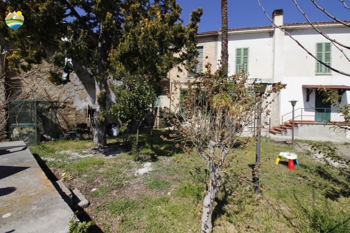 Image No.29-Maison de ville de 6 chambres à vendre à Cellino Attanasio