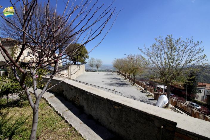 Image No.6-Maison de ville de 6 chambres à vendre à Cellino Attanasio