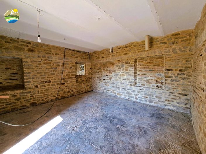 Image No.16-4 Bed Country House for sale