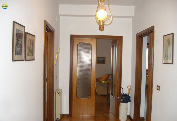 Image No.7-3 Bed Country House for sale