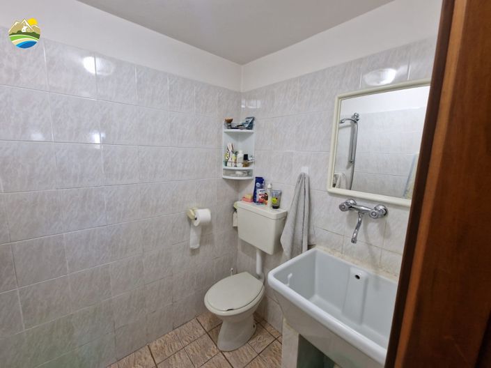 Image No.19-4 Bed Country House for sale