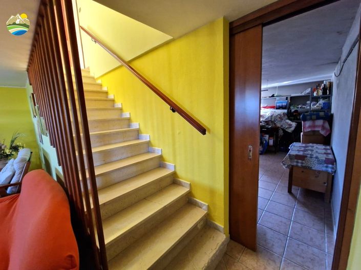 Image No.23-4 Bed Country House for sale