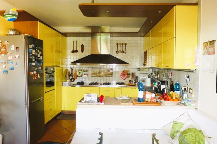 Image No.15-4 Bed Country House for sale