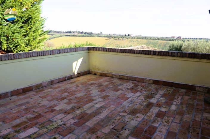 Image No.26-4 Bed Country House for sale