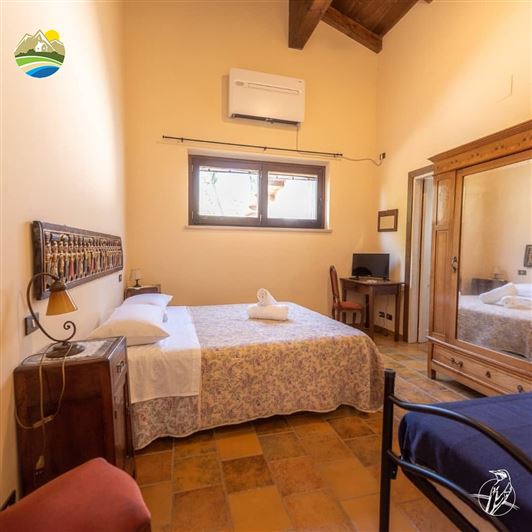 Image No.27-10 Bed Country House for sale