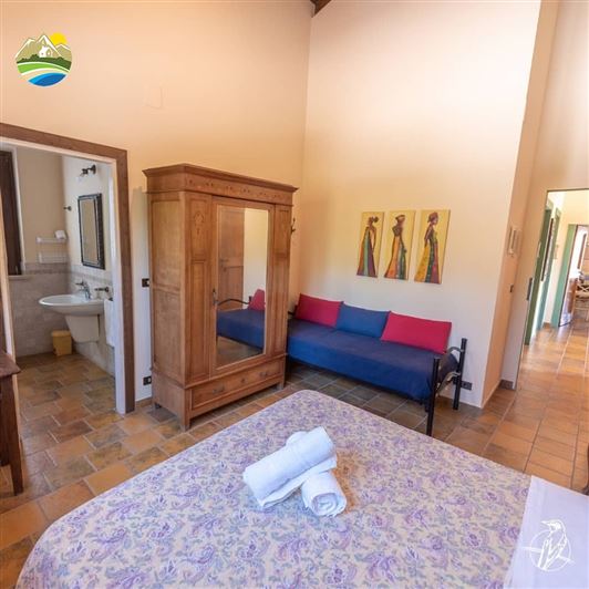 Image No.30-10 Bed Country House for sale