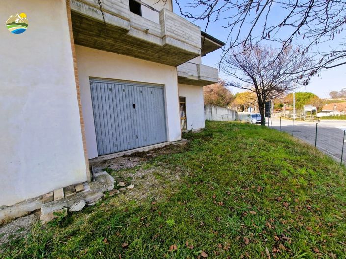 Image No.4-3 Bed Villa for sale