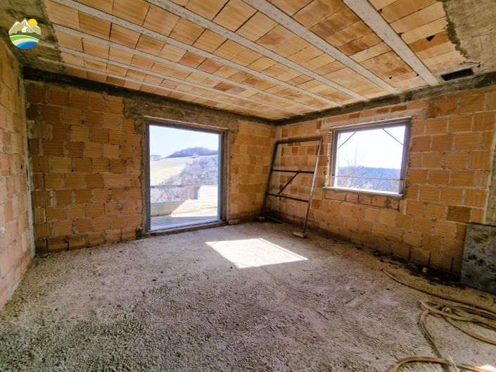 Image No.7-3 Bed Villa for sale