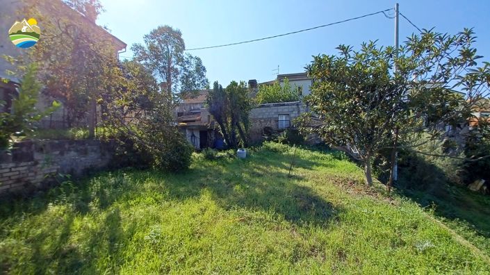 Image No.17-2 Bed Townhouse for sale